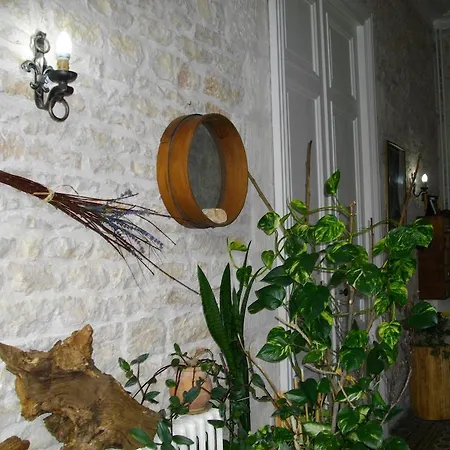 Vivre Nature Au Chateau B&B *