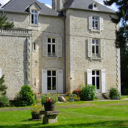 B&B Vivre Nature Au Chateau 푸아티에